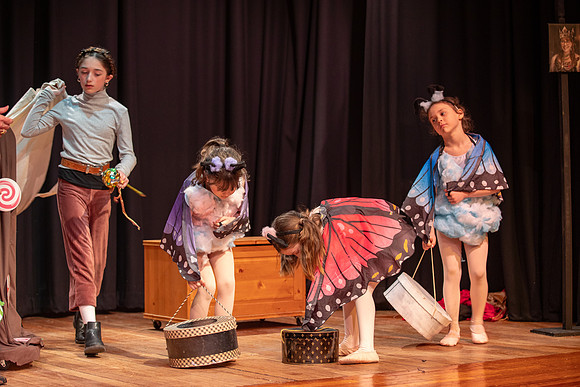 4P8A4659photoDanielCojanu_UnderCurrentProductions_hi_res