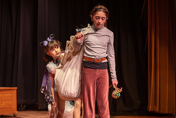 4P8A4660photoDanielCojanu_UnderCurrentProductions_hi_res