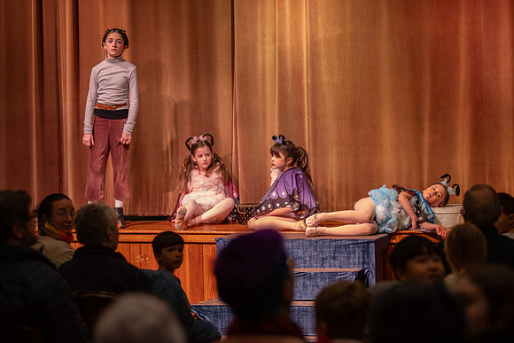 4P8A4669photoDanielCojanu_UnderCurrentProductions_hi_res