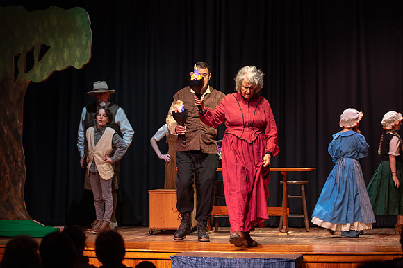 4P8A4726photoDanielCojanu_UnderCurrentProductions_hi_res