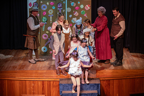 4P8A4785photoDanielCojanu_UnderCurrentProductions_hi_res