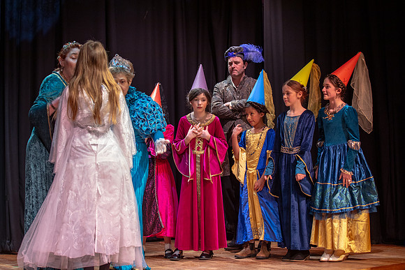 4P8A4820photoDanielCojanu_UnderCurrentProductions_hi_res