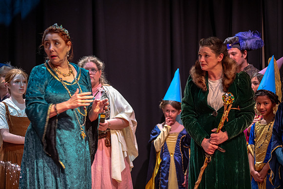 4P8A4823photoDanielCojanu_UnderCurrentProductions_hi_res